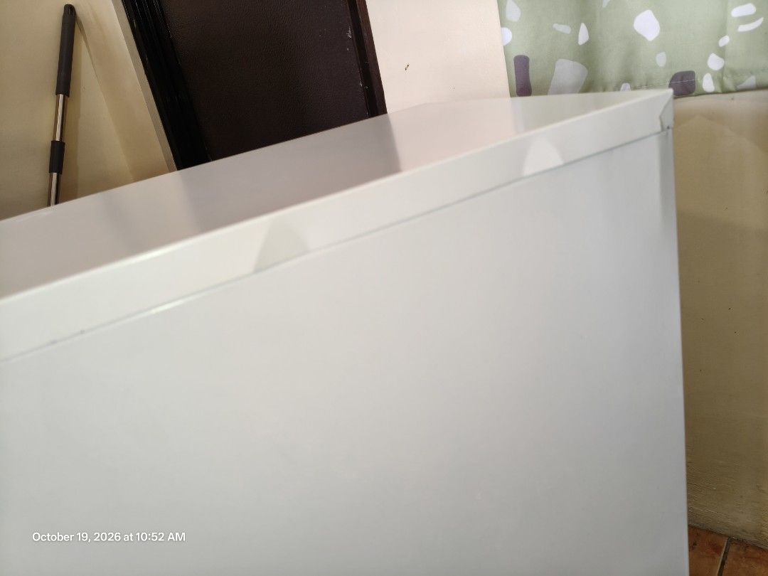 6 Layer Metal Drawer White with Lock (Category: Shelves, Cabinets & Racks) located in Pasay City. Submitted by holasunshine (Listing ID 1469081003, Image 2). Description: 6 Layer Metal Drawer White with Lock Used, but still very functional Has minor dents on one side due to shipping, plus paint chipping in corner No assembly needed, item already assembled Spacious See last pic for dimensions Buyer will shoulder lalamove shipping fee from Pasay Ci