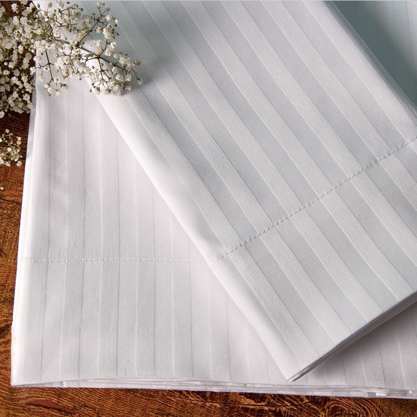 8PCS PILLOWCASE (Category: Bedding & Towels) located in Manila. Submitted by hotelbeddings_ph (Listing ID 1468961545, Image 1). Description: BUNDLE OF 8PCS PILLOWCASE IN STRIPES WHITE AVAILABLE SIZE : 18*28 20*30 MATERIALS : US COTTON MOP : COD | GCASH | MAYA | BANK TRANSFER SAME DAY DELIVERY | ALSO OPEN FOR BULK ORDERS | WHOLESALE .