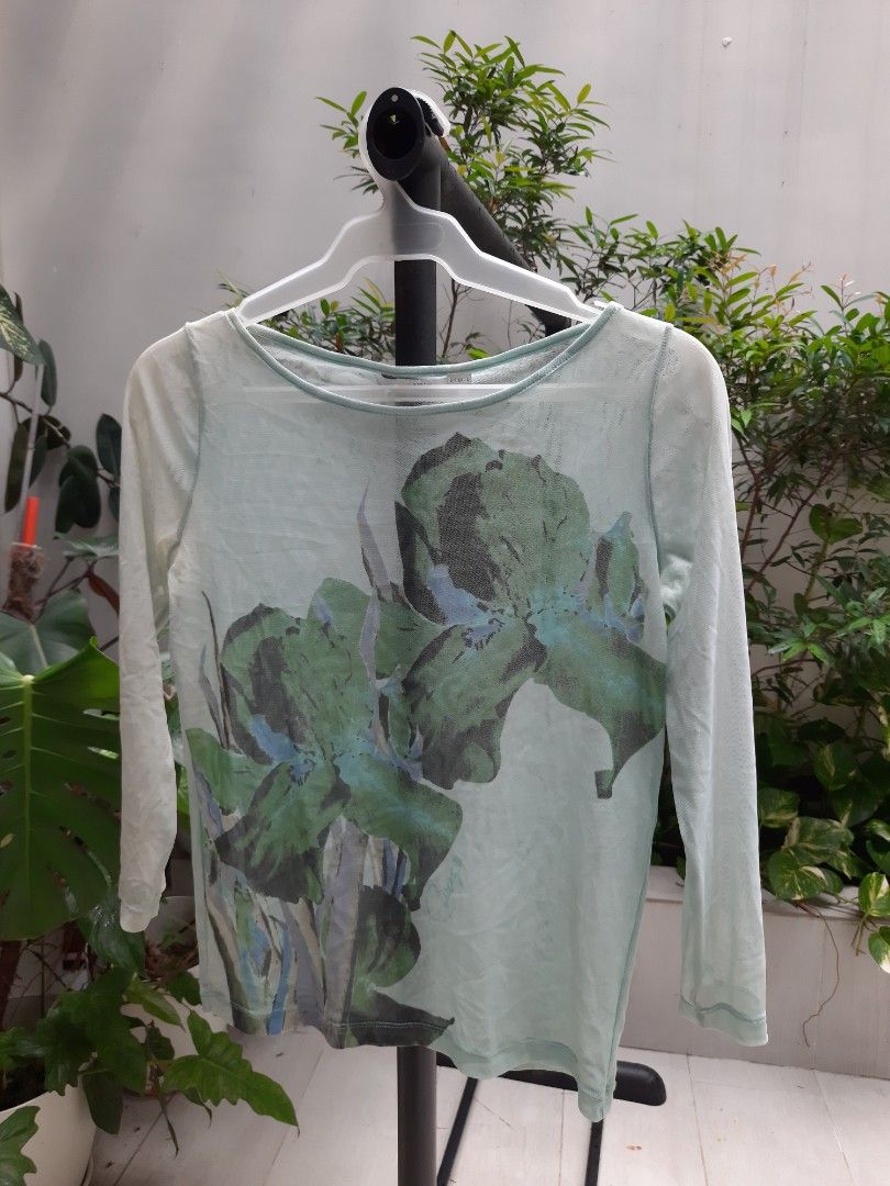 90s Printed Tops - Bundle (Category: Blouses) located in Paranaque City. Submitted by plants_and_wants (Listing ID 1468982509, Image 1). Description: Selling preloved women's 90s fahion tops. Takeall 4pcs for 350, or one piece for 100 each. Fits Medium. All tops are stretchy! Browse through for detailed pics. Location: Paranaque.