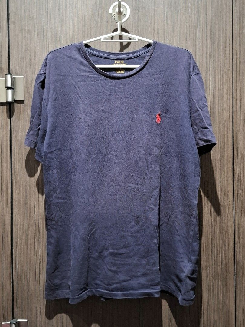 90's Ralph Lauren Pony Tshirt (Category: Tshirts & Polo Shirts ) located in Pasig City. Submitted by coveted.mnl (Listing ID 1469035563, Image 2). Description: Guaranteed Authentic📌 Needs good ironing only🤍 Color Rate : 8.9/10 Best fit to: Medium Width : 20 Length : 26 (MEASURED BY INCHES) 8.9/10 overall condition No issues or flaws in fabric • P500 Slightly negotiable • Pasig City meet up • Open for COD Via Lalamove or Grab • J&T courier Messa