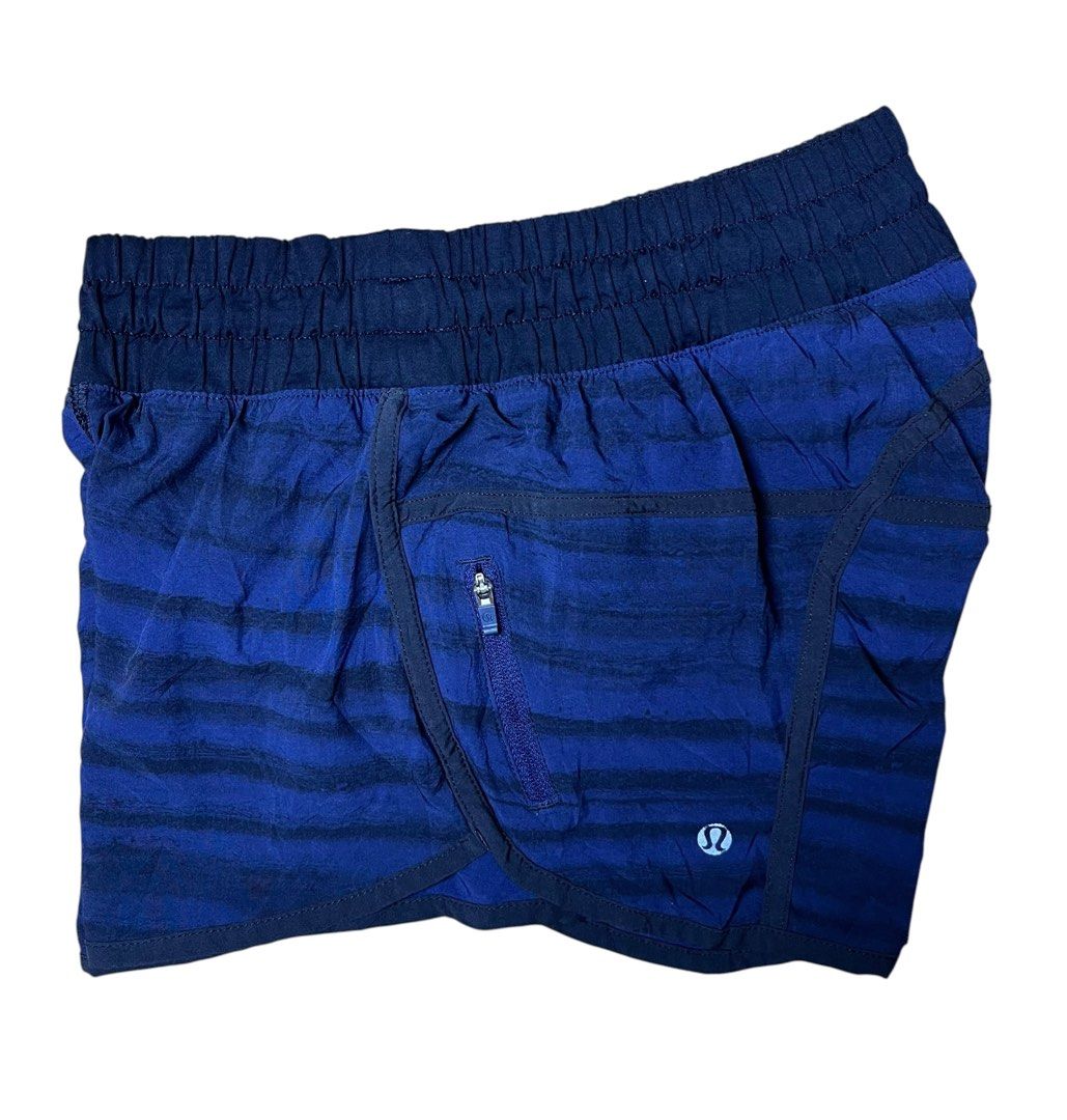 🔥 LULULEMON TRACKER SHORT II 🔥 (Category: Activewear) located in Cebu City. Submitted by unwrappedph (Listing ID 1468942996, Image 3). Description: ❗KINDLY READ HERE FIRST, BEFORE SENDING A PM ❗ 🔥 LULULEMON TRACKER SHORT II 🔥 📌 💯 Authentic/Legit LULULEMON Product 📌 With inner panties 📌 DOT size 4 on tag 📌 Fits 24 to 32 inches waistline when stretched x 12 inches Length 📌 In Very Good Condition or better 📌 Color Rate : 9.2/10 or better 