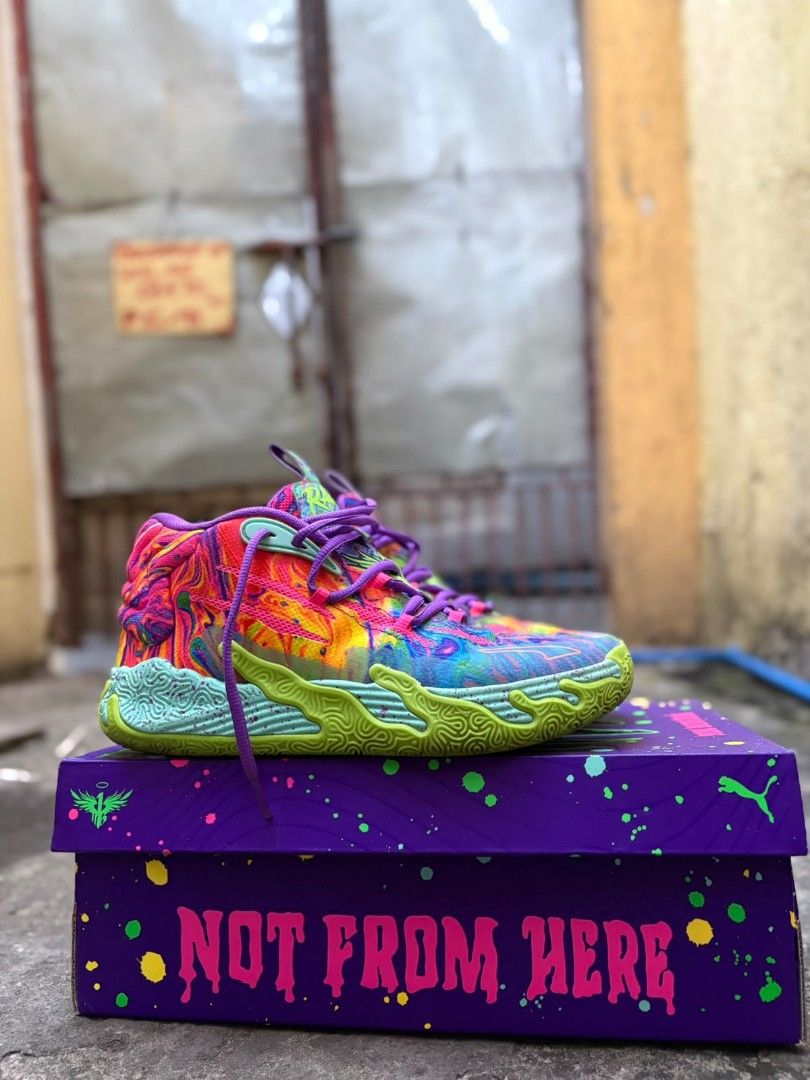 🔥 Puma MB.03 "Toxicc (Category: Sneakers) located in San Pedro. Submitted by lucky.pasaylo (Listing ID 1468931010, Image 1). Description: 🔥 SLIGHTLY USED: Puma MB.03 "Toxic" (LaMelo Ball) 🔥 Fresh from Florida, USA! Only worn slightly, excellent condition. 👟 SIZING: • US 5.5Y (Fits Women's 6.5 - 7) • UK 4.5 | EUR 37.5 | 23.5 CM ✨ CONDITION: • Slightly Used / Court-Ready Condition • Vivid colors, pristine graphics, and excellent tread remaining