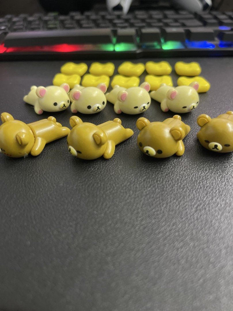 ✅ Stackable Figurines (Category: Toy Figures) located in Singapore. Submitted by ilove_carz12 (Listing ID 1469077616, Image 3). Description: Missing the small yellow figurine. other than that everything have. Still able to use as display. DM for more pictures and info..