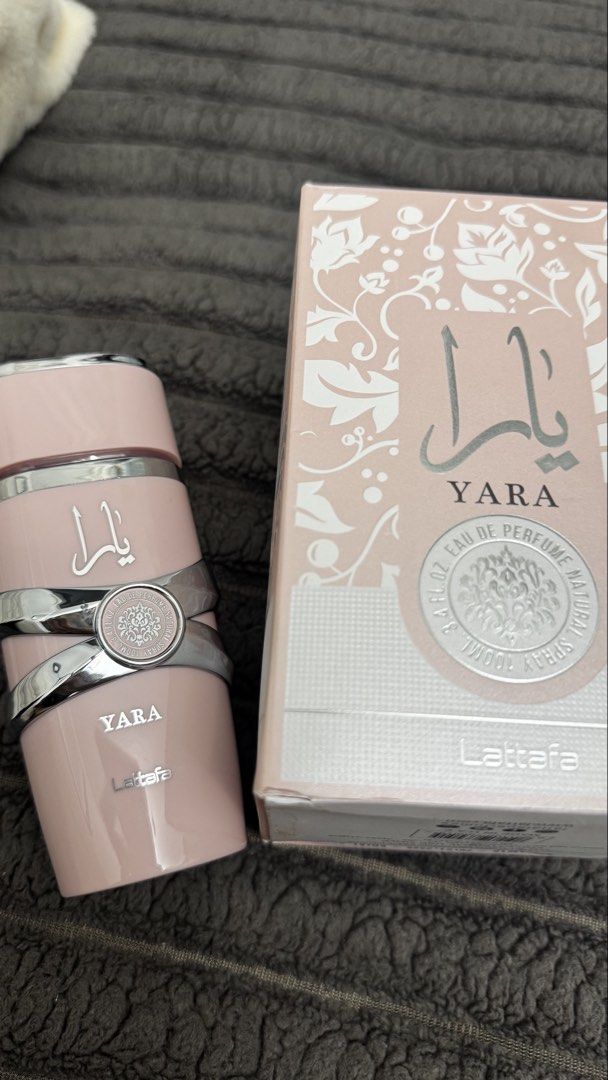 💯 Yara by Lattafa (Category: Fragrance & Deodorants) located in Makati City. Submitted by mygreatfinds (Listing ID 1469085213, Image 1). Description: 💯 Authentic Lattafa Yara Selling Low Just sprayed few . Good as new! With box Lattafa Yara EDP 100ml – Feminine Amber Vanilla Floral Fruity Scent SCENT PROFILE: Lattafa Yara is a captivating and elegant women’s Eau de Parfum that blends soft floral richness with tropical sweetness and warm, sensua