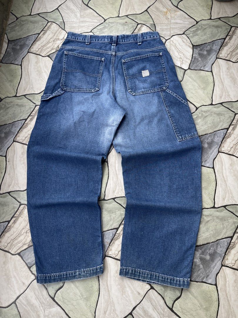 Abercrombie Double Knee Carpenter (Category: Jeans) located in Tarlac. Submitted by phyllfoshooo (Listing ID 1469061337, Image 2). Description: 34 waist 14.5 thigh 40.5 lenght 9 hem.