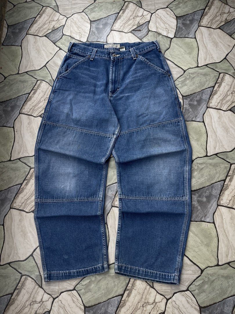 Abercrombie Double Knee Carpenter (Category: Jeans) located in Tarlac. Submitted by phyllfoshooo (Listing ID 1469061337, Image 1). Description: 34 waist 14.5 thigh 40.5 lenght 9 hem.