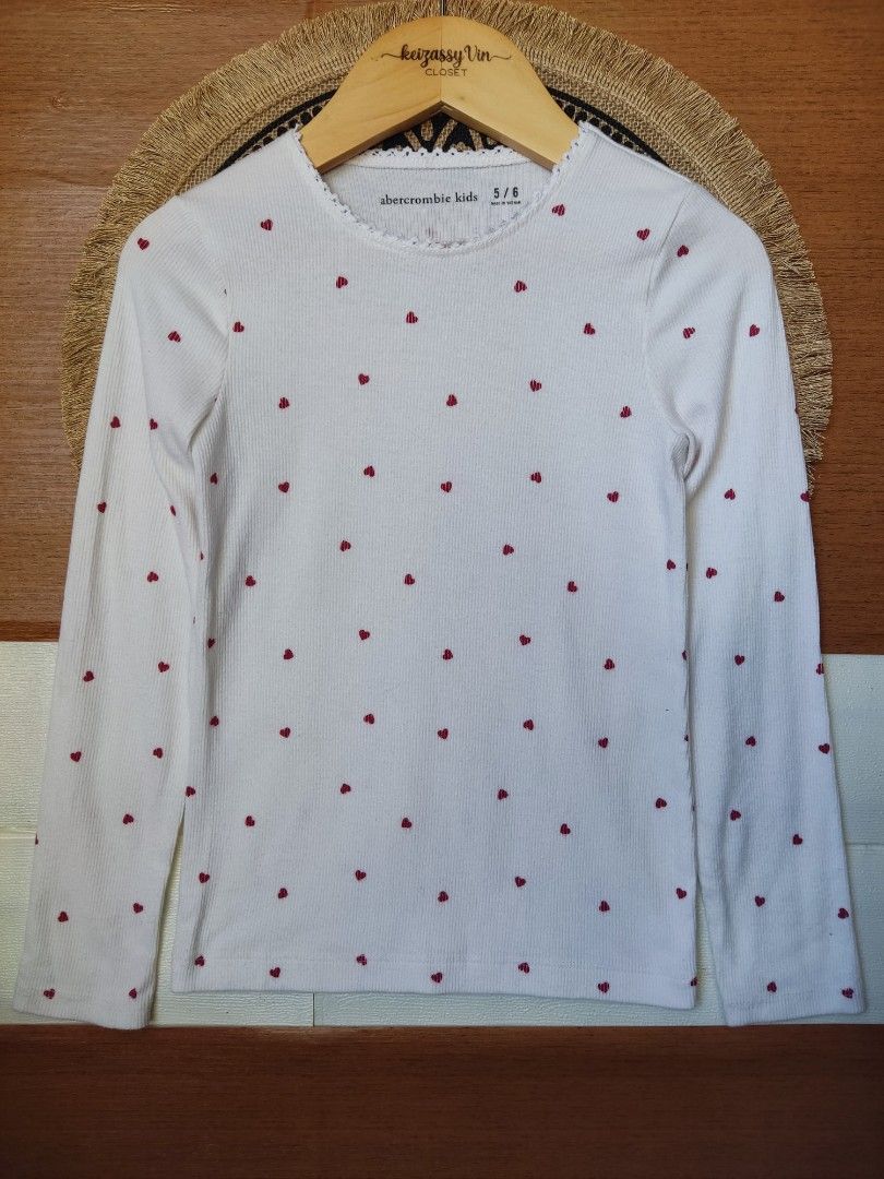 Abercrombie Kids Longsleeve (Category: Babies & Kids Fashion) located in Tagkawayan. Submitted by keizassyvincloset (Listing ID 1469032116, Image 1). Description: BRAND | Abercrombie SIZE | 5T–6T CONDITION | GOOD AS NEW ₱100.