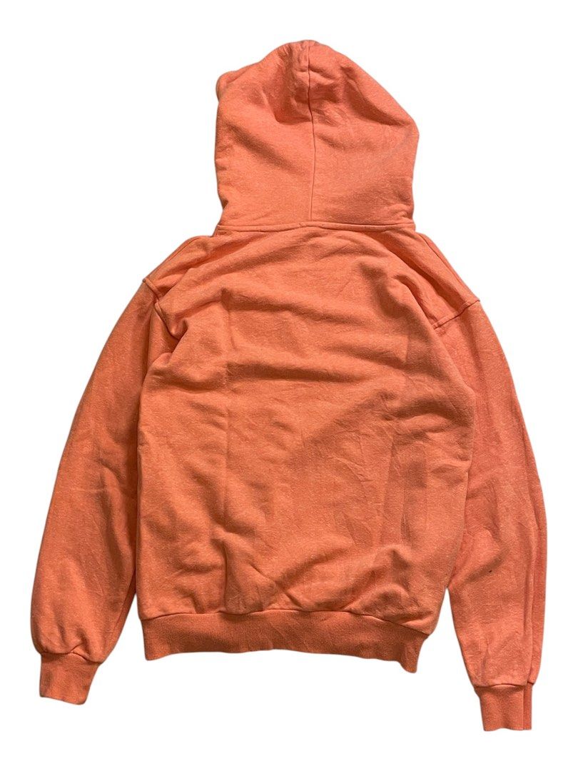 ACNE STUDIOS COLLAGE FACE PINK HOODIE (Category: Luxury Apparel) located in Pasay City. Submitted by digital_wardrobe.ph (Listing ID 1469001562, Image 2). Description: ACNE STUDIOS COLLAGE FACE PINK HOODIE details size: small - medium width: 21.5 length: 28 price: 650 location: pasay city.