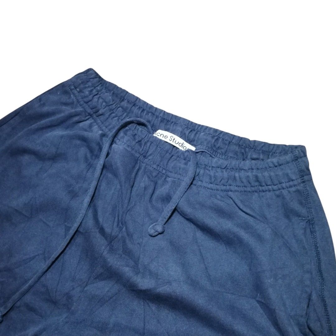 Acne Studios Dark Gray Washed Drawstring Sweatpants (Category: Joggers) located in Cadiz. Submitted by hunteer (Listing ID 1469109178, Image 2). Description: For Sale! ‎ ‎ ‎ ‎Acne Studios Baggy Sweatpants ‎ ‎ ‎ ‎• In Excellent Condition, 9 out of 10 color rate ‎ ‎• 100% Cotton, Size 30-32 Elastic waist ‎ ‎• Legit, check wash tag for authenticity ‎ ‎• Color: Dark Acid Wash ‎ ‎• Dimes: Direct Chat ‎ ‎• Issue: Need Wash ‎ ‎• Ready for shipping ‎ ‎• 
