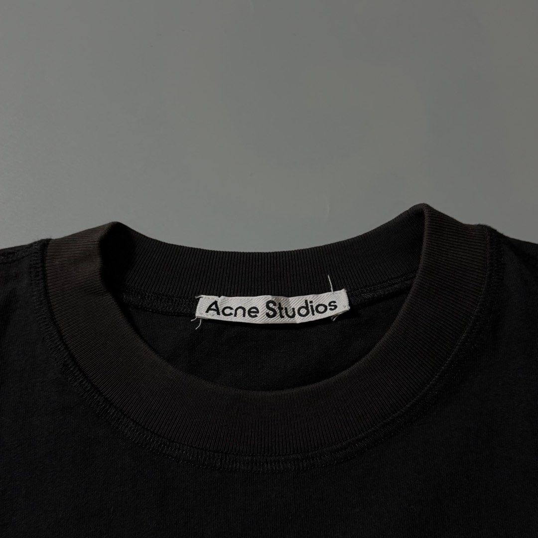 ACNE STUDIOS STAMP BLACK TEE (Category: Shirts) located in Dagupan City. Submitted by dgp.plvg (Listing ID 1468955298, Image 3). Description: ACNE STUDI0S STAMP BLACK TEE Size: Medium Width: 22.5” Length: 28.5” Condition: good as new Issues: none. Mine: ₱3,000.