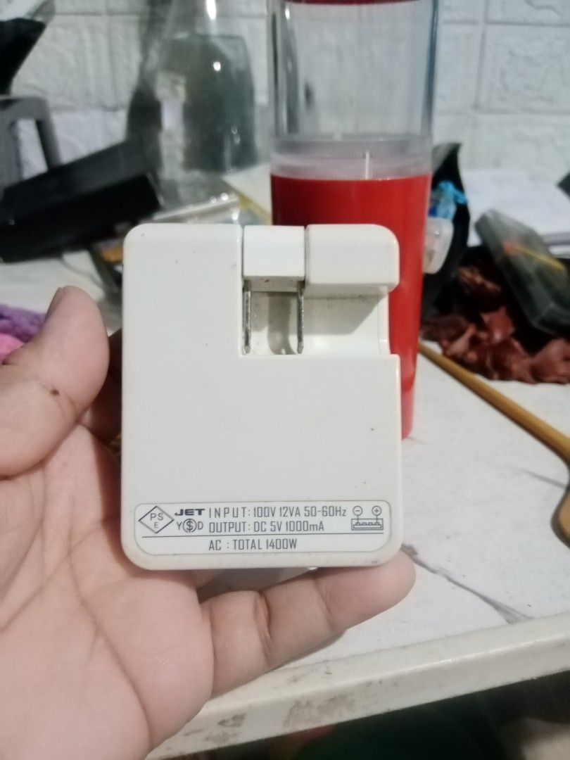 Adaptor (Category: Cables & Adaptors) located in Caloocan City. Submitted by 4kidsstore (Listing ID 1469000378, Image 2). Description: Working.
