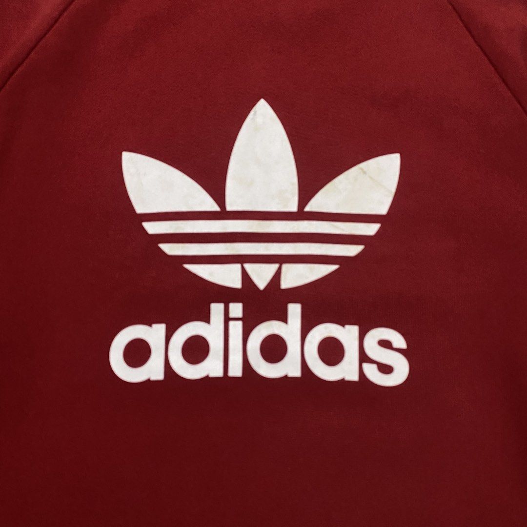 Adidas Big Tre-foil Sweater (Category: Hoodies) located in Cavite. Submitted by kali_galleria (Listing ID 1468935091, Image 3). Description: Available 🏷️ Adidas Big Tre-foil Sweater • Excellent Condition: 9.8 • Color rate: 9.8 • Width: 20 • Length: 27 • Best Fit: M • Issue: 🏷️350 + SF “Thrift with your fingertip👆🏼”.