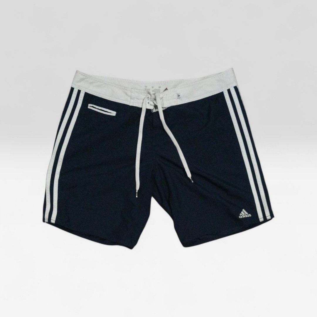 ADIDAS BOARDSHORT (Category: Swim Trunks & Board Shorts) located in Caloocan City. Submitted by paulchristian_rewear.05 (Listing ID 1469121620, Image 1). Description: NEED WASH ONLY 10/10 CONDITION SIZE 34W.