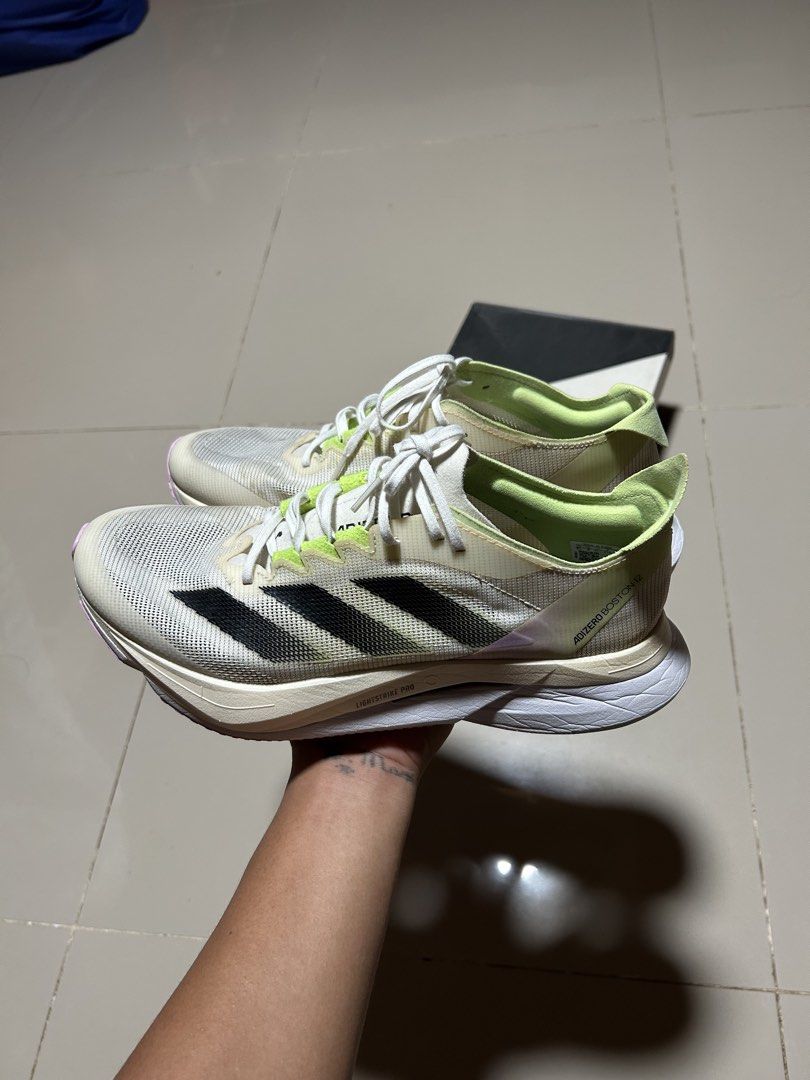 ADIDAS BOSTON 12 (Category: Shoe inserts & accessories) located in Tagoloan. Submitted by cosmictree_f69c1a (Listing ID 1468938873, Image 2). Description: ADIDAS ADIZERO BOSTON 12 NOT UKAY PURCHASE FROM ADIDAS OUTLET SİZE - 9.5 WITH BOX EXCELLENT CONDITION PRICE - 3,800.
