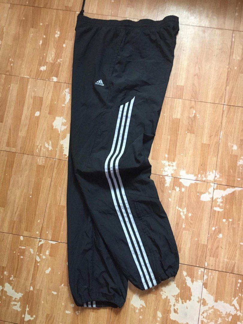 Adidas Climalite Black Track Pants (Category: Joggers) located in Manila. Submitted by stmngo (Listing ID 1468997638, Image 1). Description: Size 2XL on tag 32-40 inches waist 43 inches length Good condition No issue 📍Manage your expectation. Item is thrifted. 📍Nagcarlan, Laguna.
