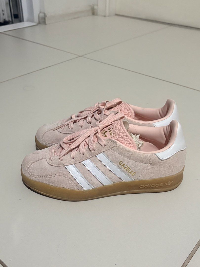 Adidas Gazelle Indoor size 6W (Category: Sneakers) located in Manila. Submitted by miko_kmm (Listing ID 1468997048, Image 2). Description: 💸 Price: ₱5,000 (negotiable) 🌸 Condition: Used once only! Clean soles and no signs of wear. Still in great condition! 📦 Note: No box included. 💳 Payment: Cash or e-wallet 🚚 Delivery fee: Shouldered by the buyer 🚫 No trade or swap. Strictly for sale!.