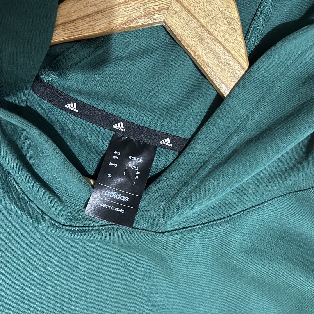ADIDAS HOODIE (Category: Coats, Jackets and Outerwear) located in Polangui. Submitted by rodss7 (Listing ID 1469092923, Image 3). Description: .