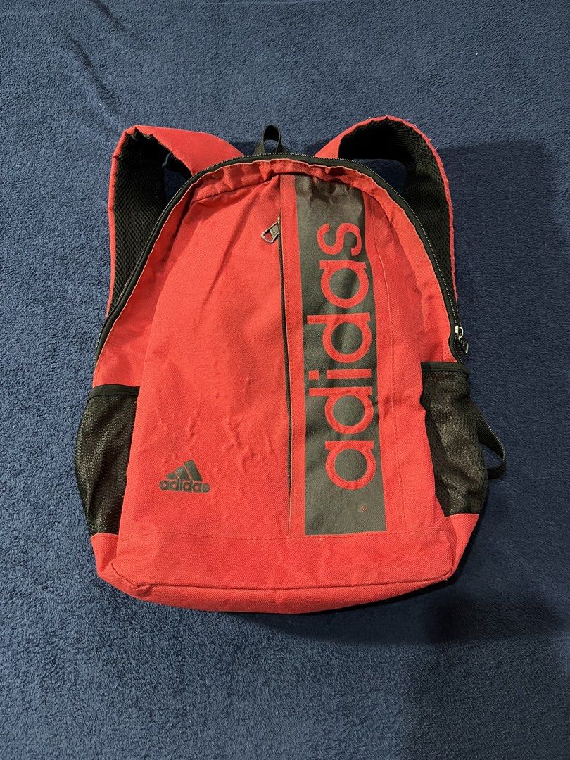 Adidas Red Backpack (Category: Backpacks) located in Antipolo. Submitted by jerpilemon (Listing ID 1468971547, Image 1). Description: Need Wash Slighty Used.