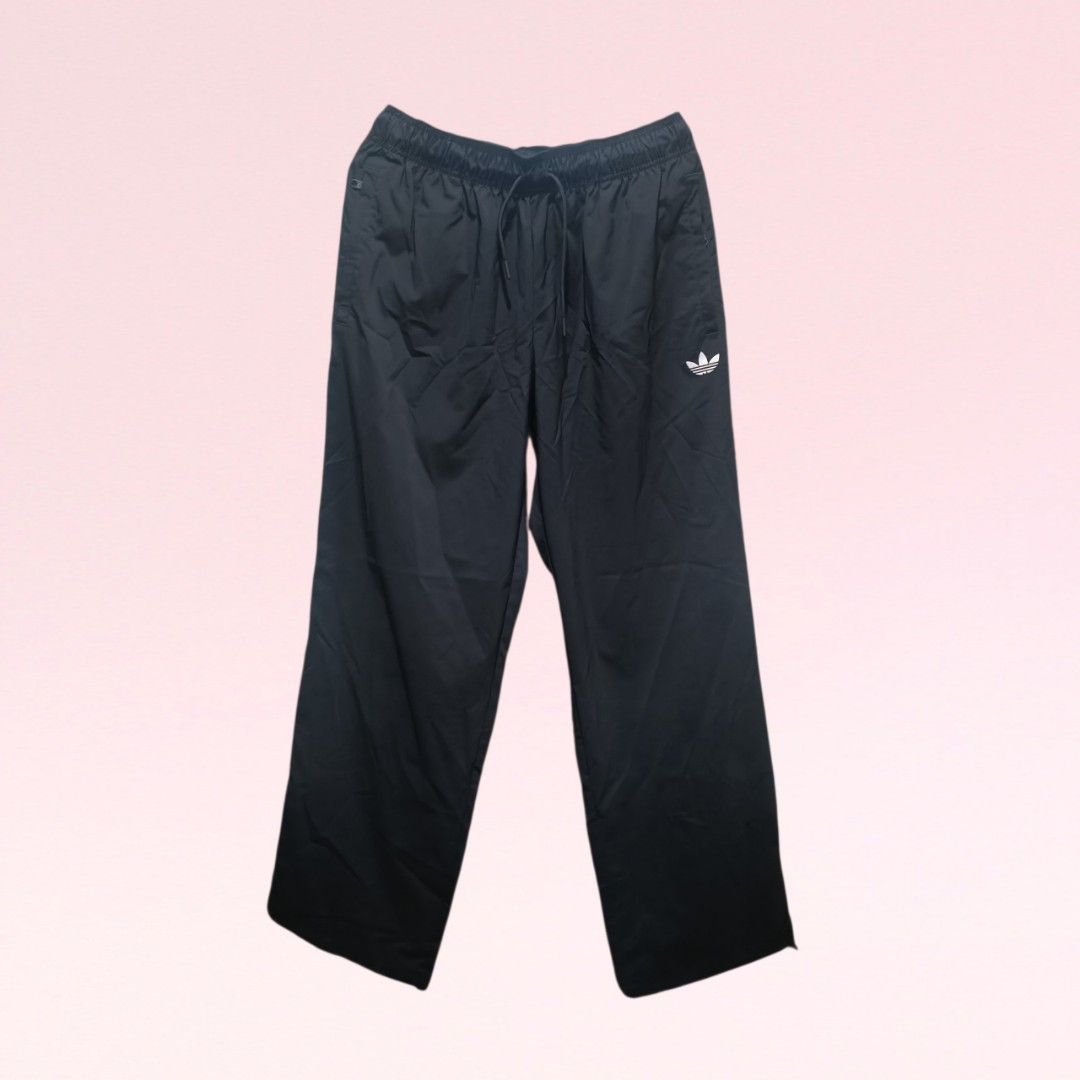Adidas Tracker Pants (Category: Activewear) located in Quezon City. Submitted by firstlovedbyb (Listing ID 1468964332, Image 1). Description: Authentic Adidas Tracker Pants. With adjustable waist. 2 side zipper pockets. With an adjustable hemline. No major flaws or issues. Good as new. Size on tag: S Waist: 28-32 inches Length: 41 inches.