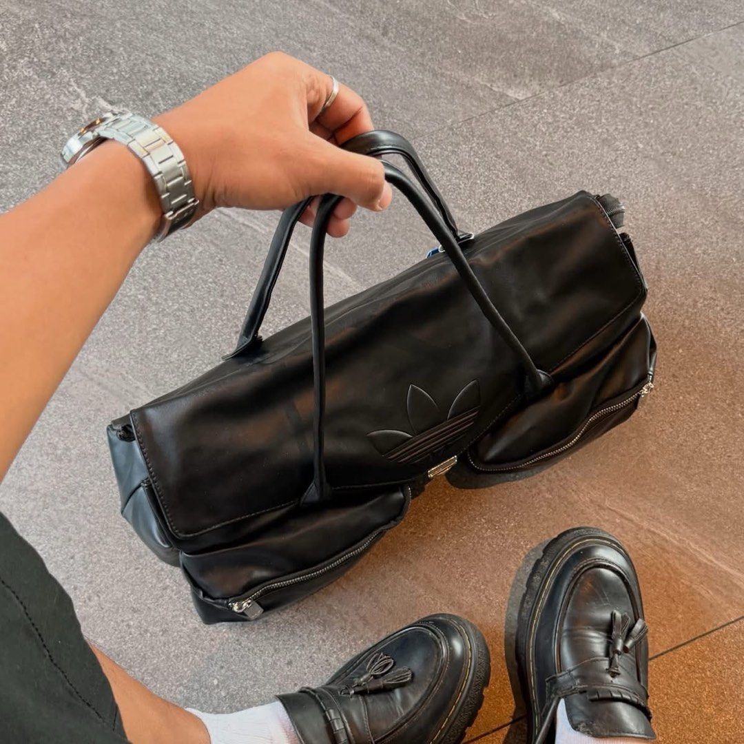 Adidas Y2k Polyurethane Bag (Category: Shoulder Bags) located in Manila. Submitted by hatline_co. (Listing ID 1469082362, Image 3). Description: .