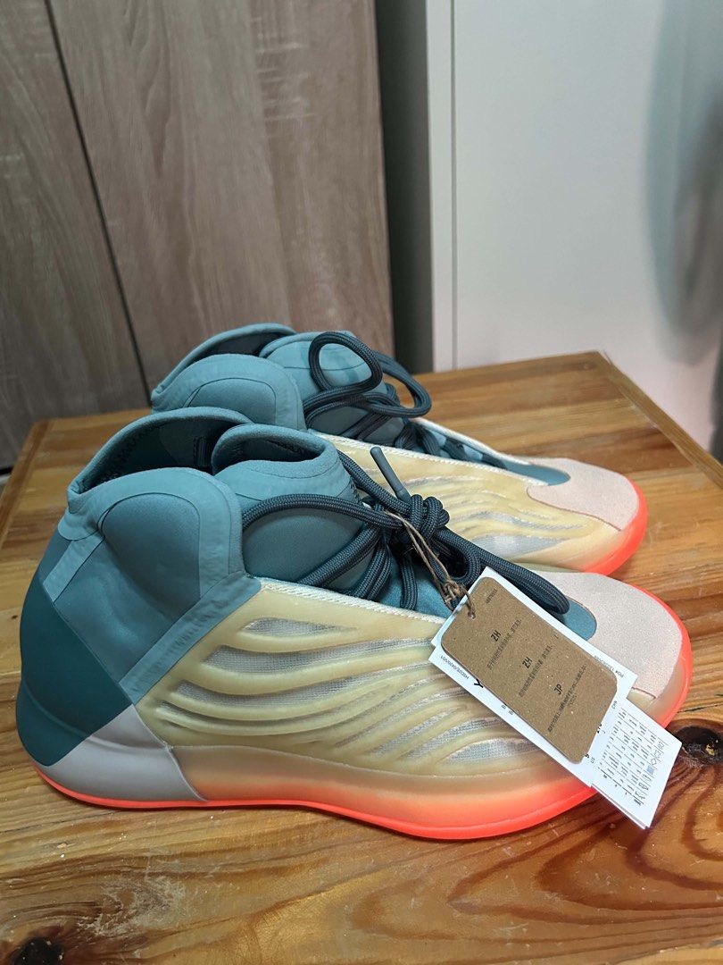 Adidas Yeezy Quantum "Hi-Res Coral" (Category: Sneakers) located in Iloilo. Submitted by happywhale_bf81c9 (Listing ID 1468965836, Image 2). Description: - Brand new with tags - No box - Authentic .