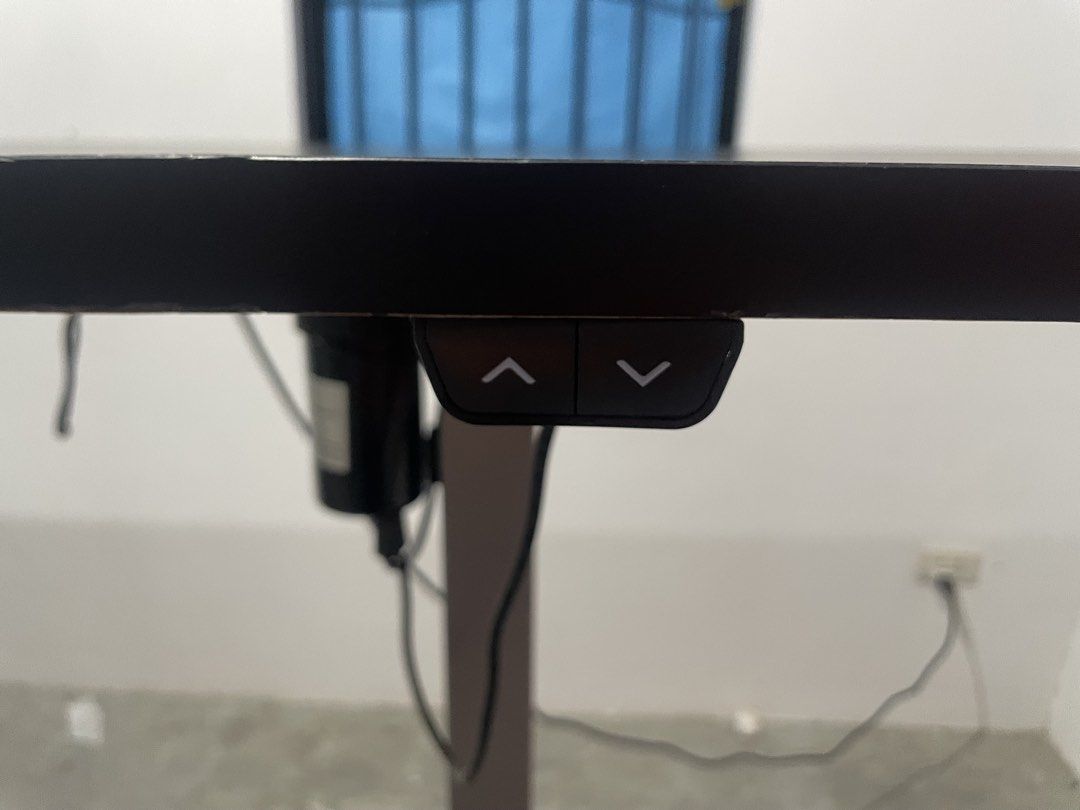 Adjustable Electric Height Desk Black (Category: Office Furniture & Fixtures) located in Dasmarinas. Submitted by cench (Listing ID 1469118146, Image 2). Description: Motor Model ET114E motorized sit-stand mechanism Easy-to-use up and down buttons mounted on the edge with Built-in power strip underneath with multiple outlets and USB ports Heavy-duty frame designed for stability and daily use Minor dents see last photo. RFS: Production Studio Equi