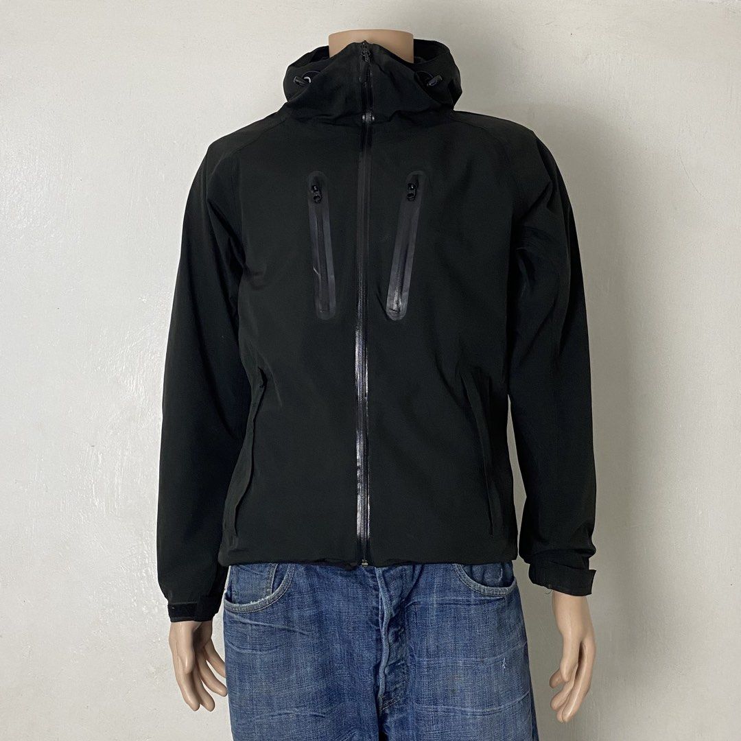 AEGIS 🌧️ | Black Technical Outdoor Shell Hooded Jacket (Category: Coats, Jackets and Outerwear) located in Bulacan. Submitted by orc.ph (Listing ID 1469063748, Image 2). Description: AEGIS 🌧️ | Black Technical Outdoor Shell Hooded Jacket Material Used: Polyester - Black -Outdoor -Heat-Sealed -Lightweight -Weather-Resistant -Full-Zip Enclosure -Multi Pockets -Parachute Drawchords ‎-Size: L -Width: 21.5 ‎-Length: 27 ‎ ‎Pristined Condition. No Vis