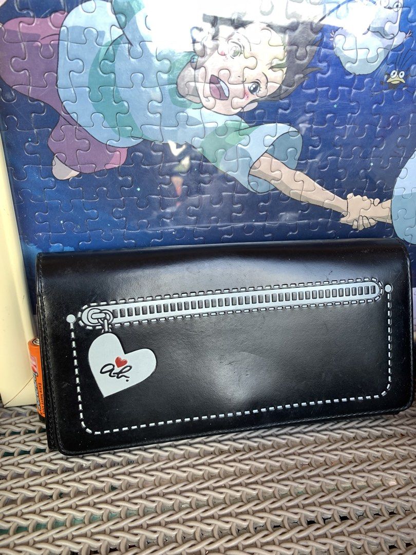 Agnes B. long wallet (Category: Wallets & Card holders) located in Manila. Submitted by macks_toys (Listing ID 1469031644, Image 1). Description: 📌You may send DM for your inquiries. ✨KINDLY CHECK EACH DETAILS✨ 🔳 From Japan/UK Surplus items 🔳 Manage your expectations since it’s preloved and from Surplus Items 🔳 WYSIWYG ✨ Thank you! ✨ .