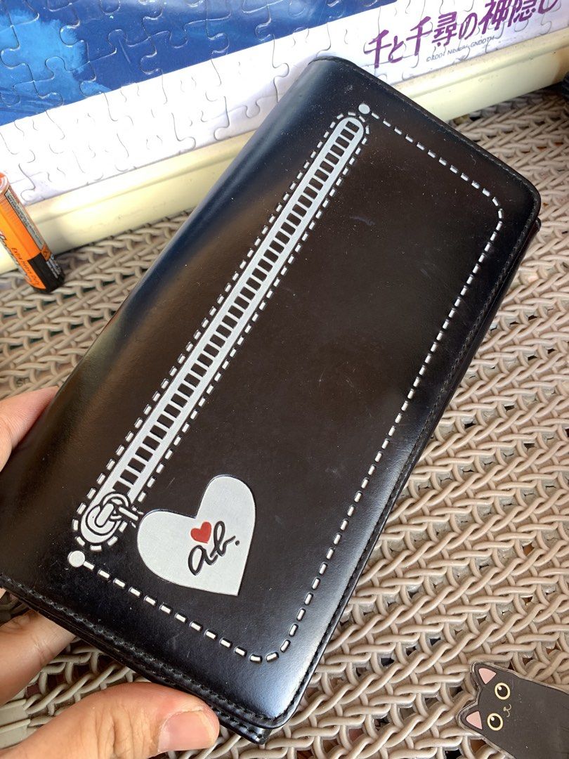 Agnes B. long wallet (Category: Wallets & Card holders) located in Manila. Submitted by macks_toys (Listing ID 1469031644, Image 2). Description: 📌You may send DM for your inquiries. ✨KINDLY CHECK EACH DETAILS✨ 🔳 From Japan/UK Surplus items 🔳 Manage your expectations since it’s preloved and from Surplus Items 🔳 WYSIWYG ✨ Thank you! ✨ .
