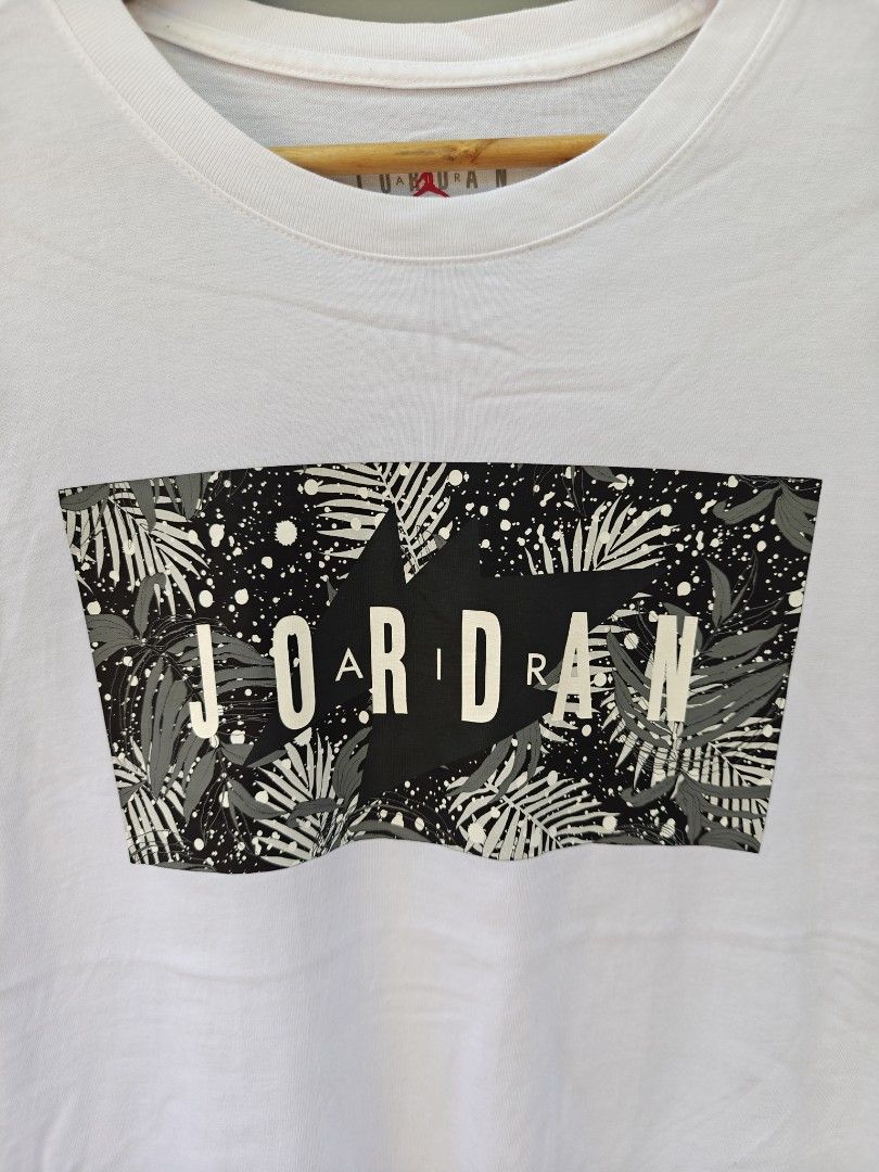 Air Jordan (Category: Tshirts & Polo Shirts ) located in Alaminos. Submitted by epargne (Listing ID 1469017849, Image 3). Description: ◾Size : Medium ◾Dimes : Length"28 , Width"19.5 ◾LIKENEW CONDITION! ◾WASHED W/ FABCON AND READY TO WEAR 🛒Price : + Shipping fee.