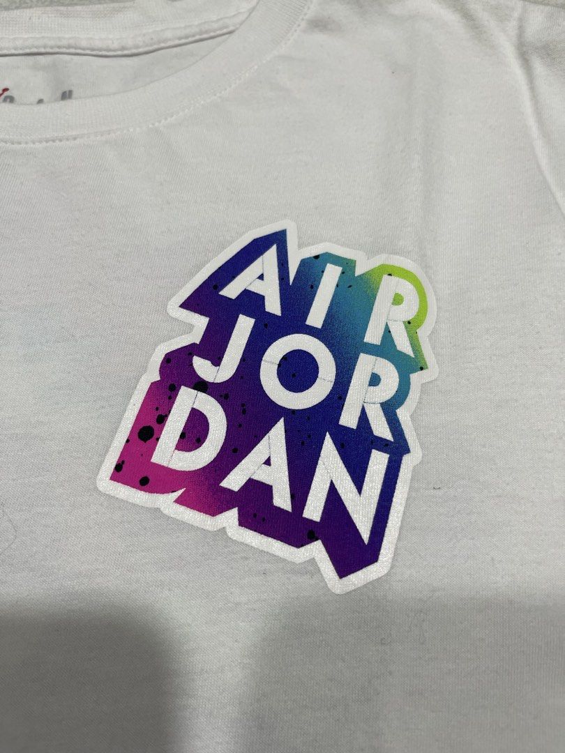 Air Jordan Tshirt (Category: Tshirts & Polo Shirts ) located in Mandaue City. Submitted by MJ_80 (Listing ID 1469081658, Image 3). Description: Air Jordan Tshirt Size Youth XL Dimes : 18 X 27.5 See photos for measurements Color rate & condition : 9.7/10 Price : 580.