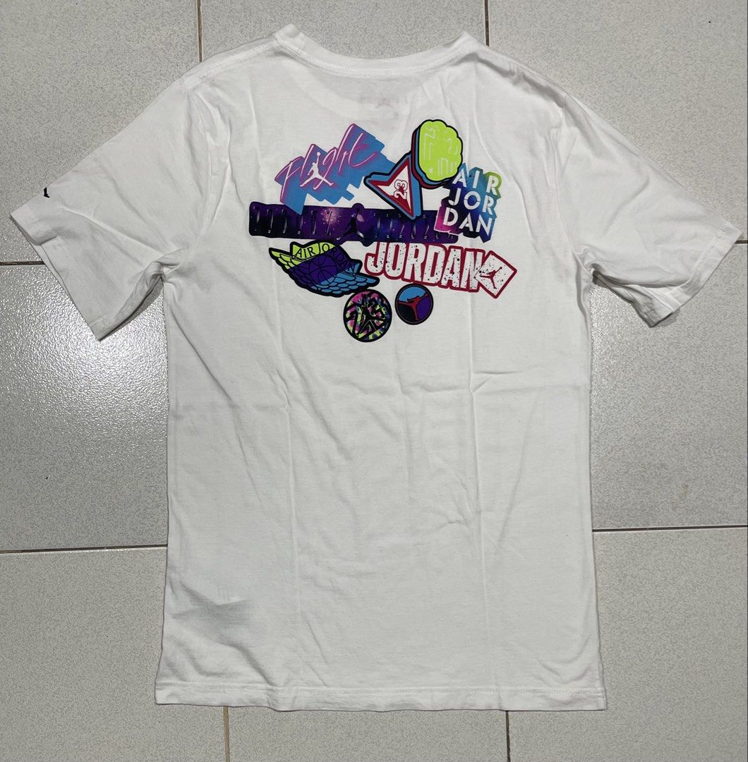 Air Jordan Tshirt (Category: Tshirts & Polo Shirts ) located in Mandaue City. Submitted by MJ_80 (Listing ID 1469081658, Image 2). Description: Air Jordan Tshirt Size Youth XL Dimes : 18 X 27.5 See photos for measurements Color rate & condition : 9.7/10 Price : 580.