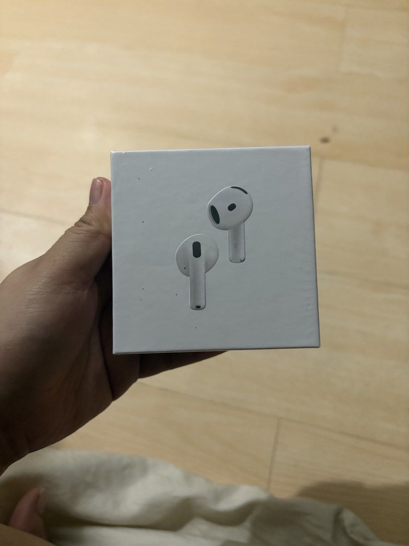 Airpods 4 with Active Noise Cancellation (ANC) (Category: Headphones & Headsets) located in Santa Cruz. Submitted by _siaily (Listing ID 1469075015, Image 1). Description: Apple Airpods 4 ANC OPENED box only, never used with box REALLY GOOD QUALITY around manila/makati area. .