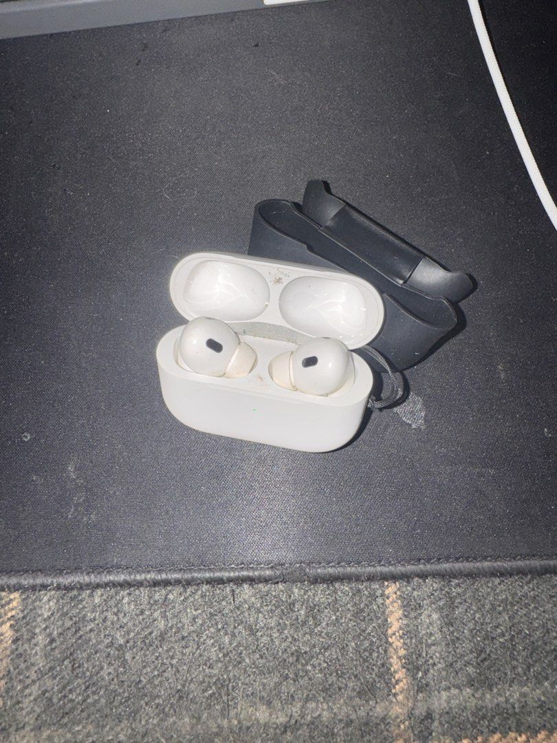 AirPods Pro (2nd Generation) with MagSafe Charging Case (USB-C) (Category: Headphones & Headsets) located in Cainta. Submitted by nielbaloso (Listing ID 1469051676, Image 3). Description: - Model: Apple AirPods Pro 2nd Generation with USB-C Charging Case - Condition: Fully working, strong battery on both buds and case; minor cosmetic scuffs on the exterior case from pocket carry, interior and ear tips thoroughly cleaned - Inclusions: AirPods Pro 