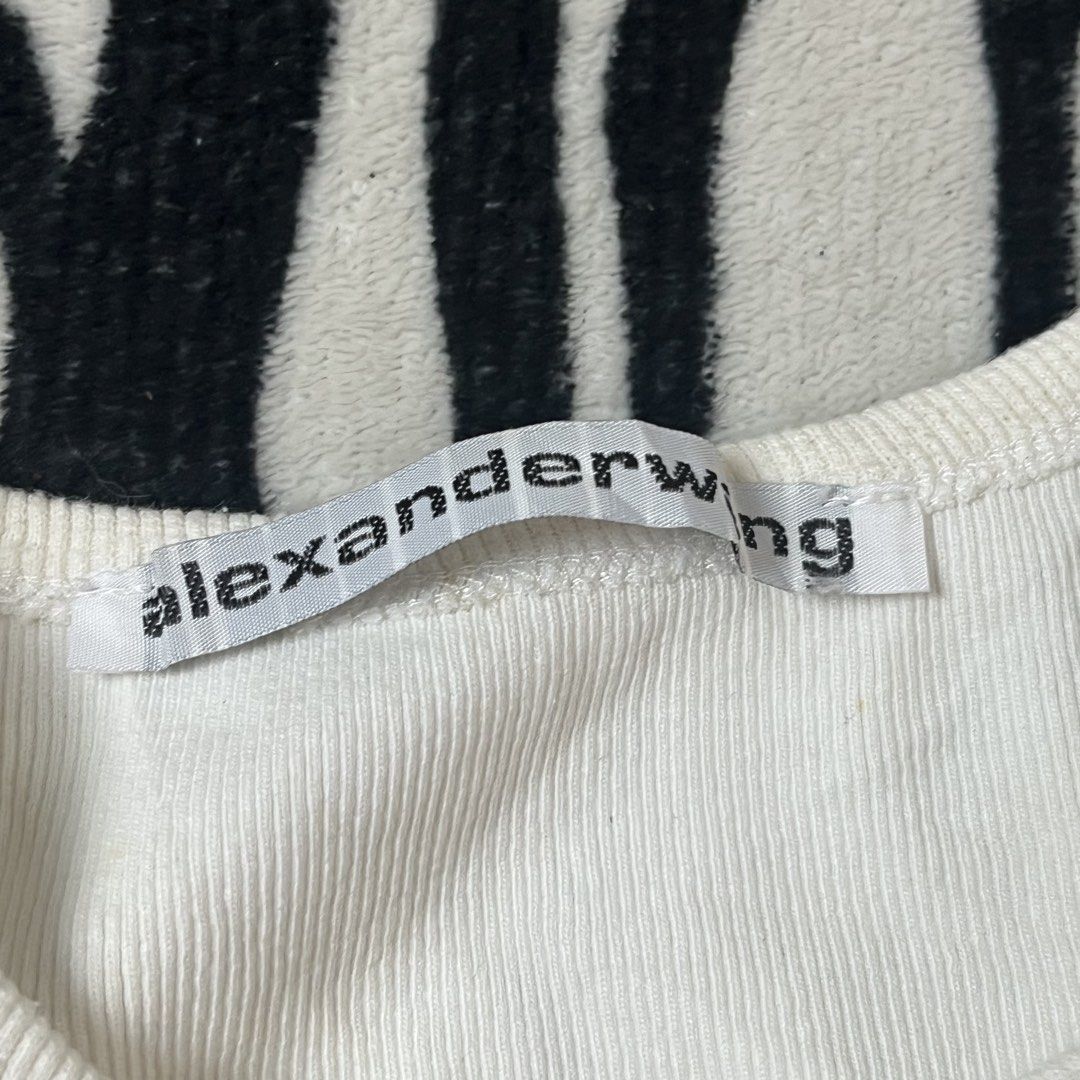 Alexander wang dress (Category: Sleeveless) located in Manila. Submitted by royaldripmanila (Listing ID 1468930924, Image 3). Description: Need wash W15.5 strechable L32.