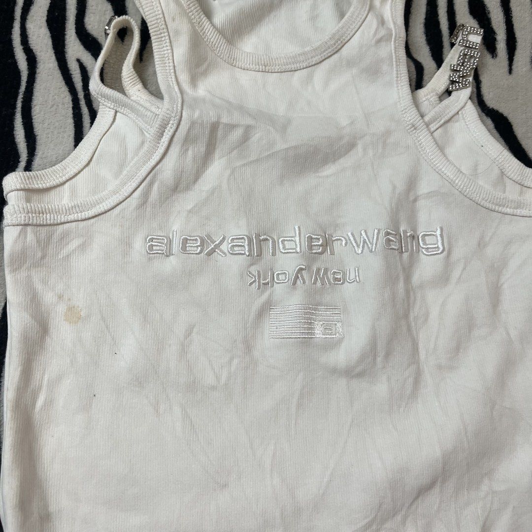 Alexander wang dress (Category: Sleeveless) located in Manila. Submitted by royaldripmanila (Listing ID 1468930924, Image 2). Description: Need wash W15.5 strechable L32.