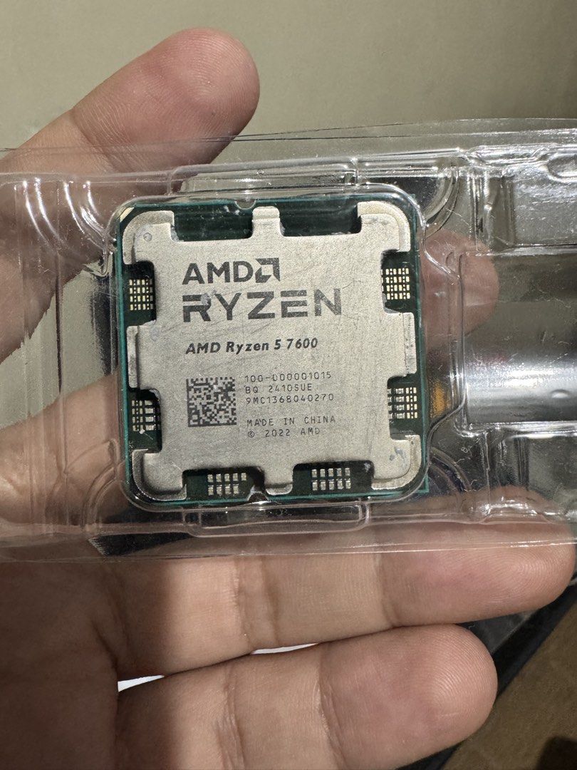 AMD Ryzen 5 7600 Desktop Processor (Category: Desktops) located in Angono. Submitted by cessna182jf (Listing ID 1469007921, Image 1). Description: Pulled from a working system with clean pins and IHS. Includes the original plastic clamshell tray. Free amd stealth fan.
