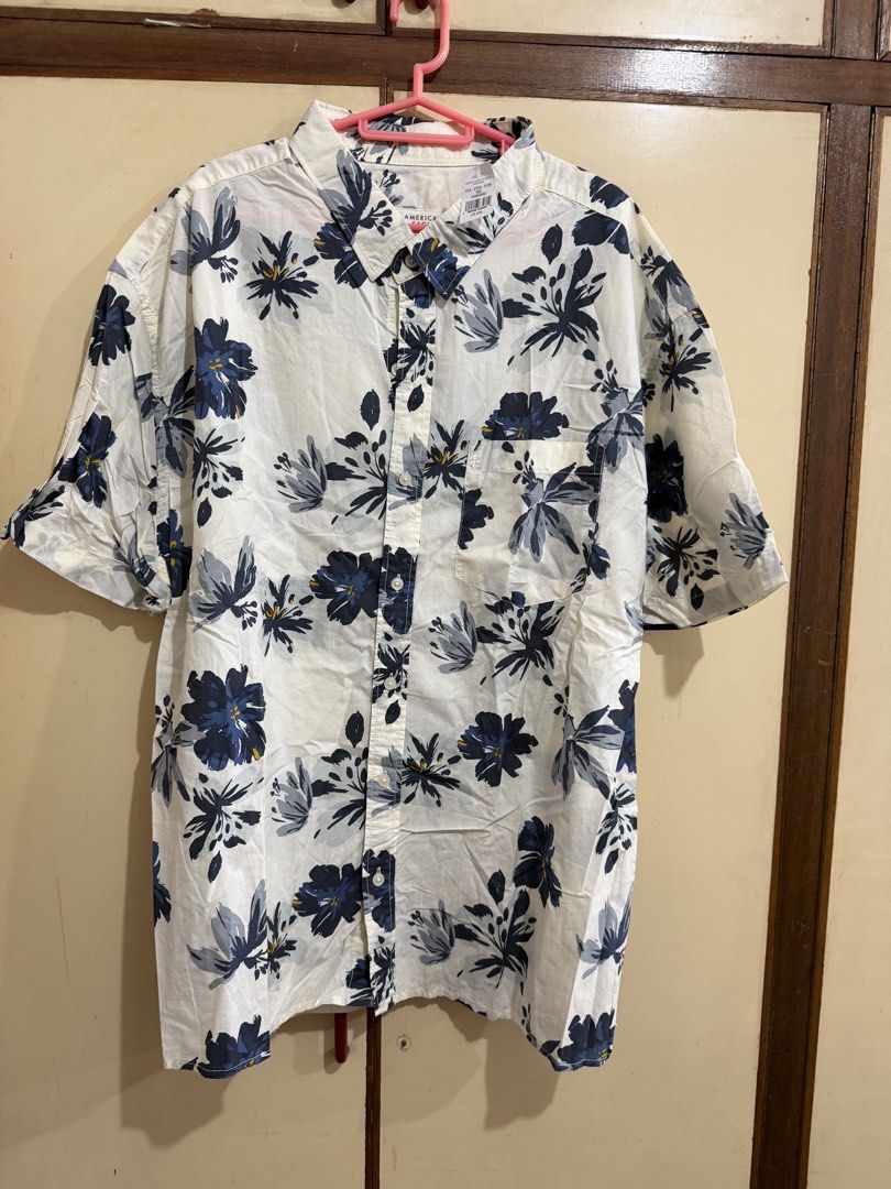 Americal Eagle Polo XXL (Category: Tshirts & Polo Shirts ) located in Manila. Submitted by preloved_new_forsale (Listing ID 1469040751, Image 1). Description: Brand new XXL.
