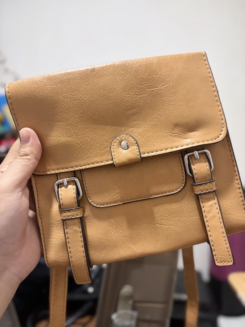 American Eagle Sling Bag (Category: Sling Bags) located in Pili. Submitted by readysetthrift (Listing ID 1469086945, Image 1). Description: 🛍️ READY SET THRIFT USED GOODS SHOP 🤎 ✨ Affordable Finds, Happy Buyers! ✨ Welcome to Ready Set Thrift Used Goods Shop! 🛒💗 Your go-to shop for affordable thrift finds, pre-loved items, bags, clothes, accessories, and other secondhand treasures! ♻️ Find great items at budget-friendly prices. 📌 SHOP RULES &