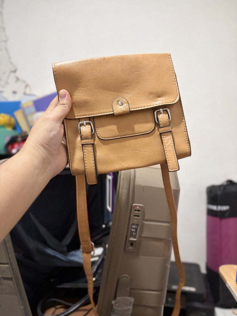 American Eagle Sling Bag (Category: Sling Bags) located in Pili. Submitted by readysetthrift (Listing ID 1469086945, Image 2). Description: 🛍️ READY SET THRIFT USED GOODS SHOP 🤎 ✨ Affordable Finds, Happy Buyers! ✨ Welcome to Ready Set Thrift Used Goods Shop! 🛒💗 Your go-to shop for affordable thrift finds, pre-loved items, bags, clothes, accessories, and other secondhand treasures! ♻️ Find great items at budget-friendly prices. 📌 SHOP RULES &