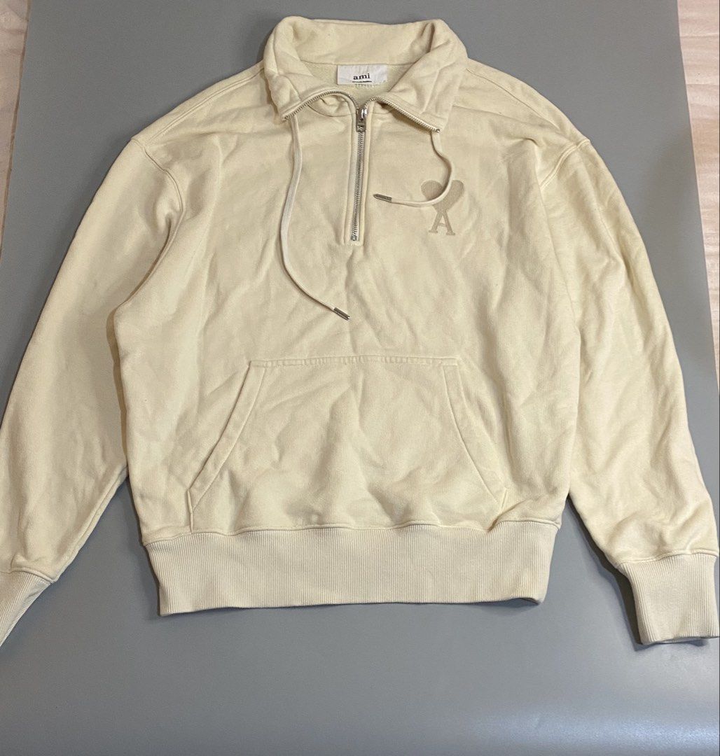 Ami Qzip (Category: Coats, Jackets and Outerwear) located in Manila. Submitted by michaelcollection28 (Listing ID 1469072264, Image 1). Description: .