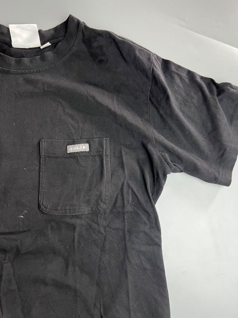 And Wander Gramicci - Tee (Category: Tshirts & Polo Shirts ) located in San Pablo. Submitted by hiddenrygn (Listing ID 1468946361, Image 3). Description: And Wander Gramicci - Tee Size : S (19” 25”) No flaws Colors vary due to lightning Still in excellent condition The dirts is already remove Authentic DM!.