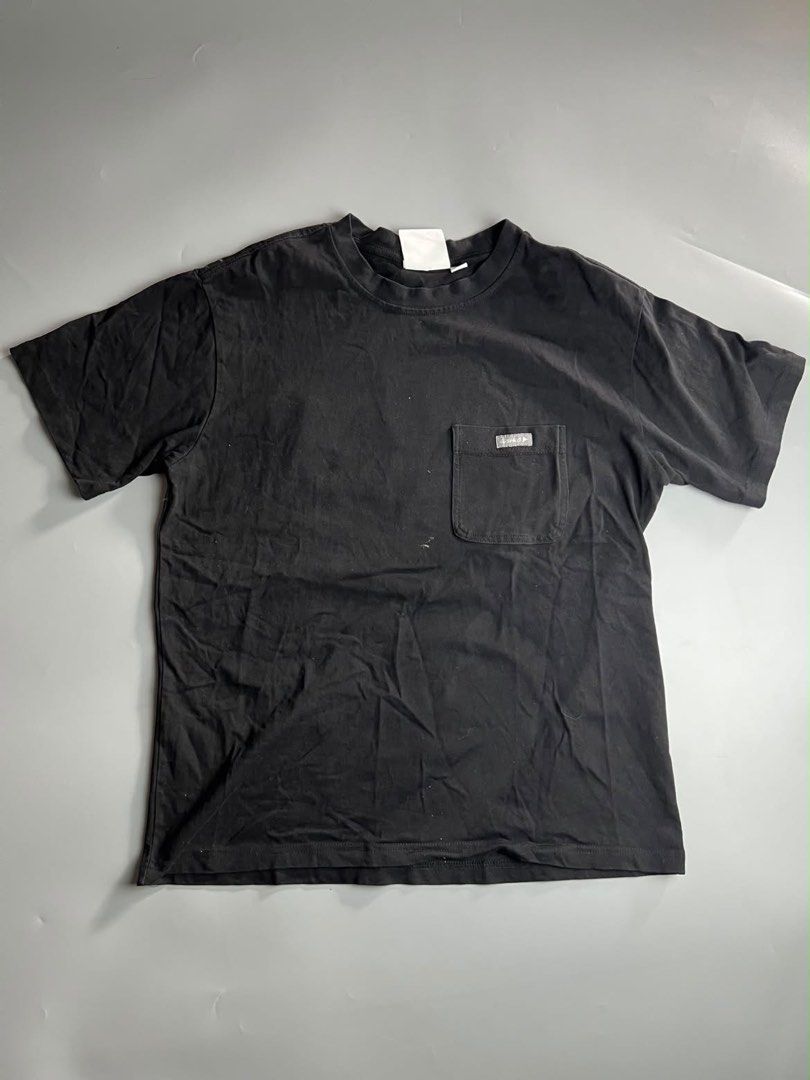 And Wander Gramicci - Tee (Category: Tshirts & Polo Shirts ) located in San Pablo. Submitted by hiddenrygn (Listing ID 1468946361, Image 1). Description: And Wander Gramicci - Tee Size : S (19” 25”) No flaws Colors vary due to lightning Still in excellent condition The dirts is already remove Authentic DM!.