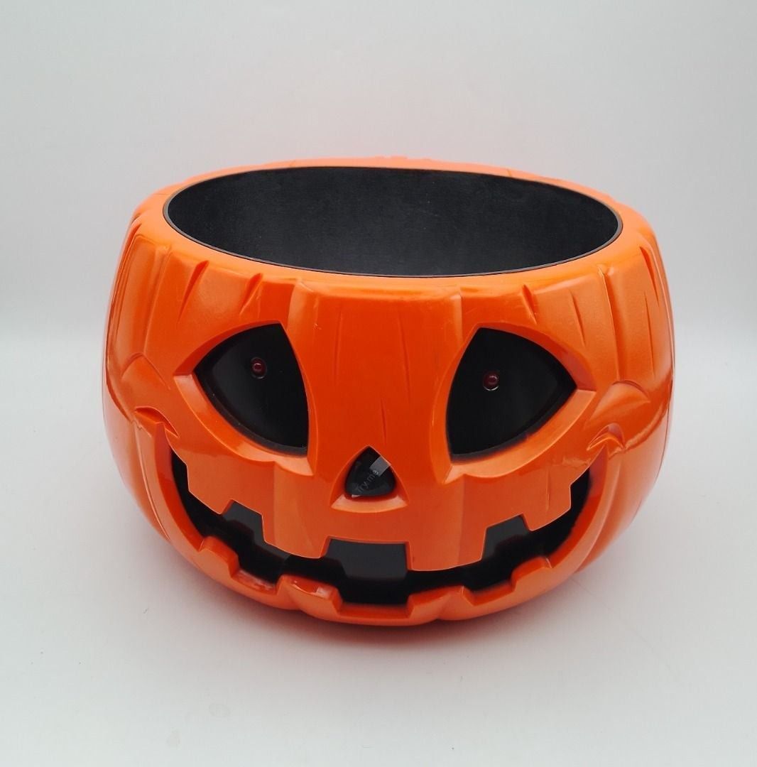 Animated Pumpkin Hand Candy Bowl Server (Category: Vases & Decorative Bowls) located in Bulacan. Submitted by jz012619 (Listing ID 1468942149, Image 3). Description: Shipping via Flash Express. Location is Sta. Maria Bulacan If Lalamove or Grab, buyer will be the one to book and shoulder the delivery fee..