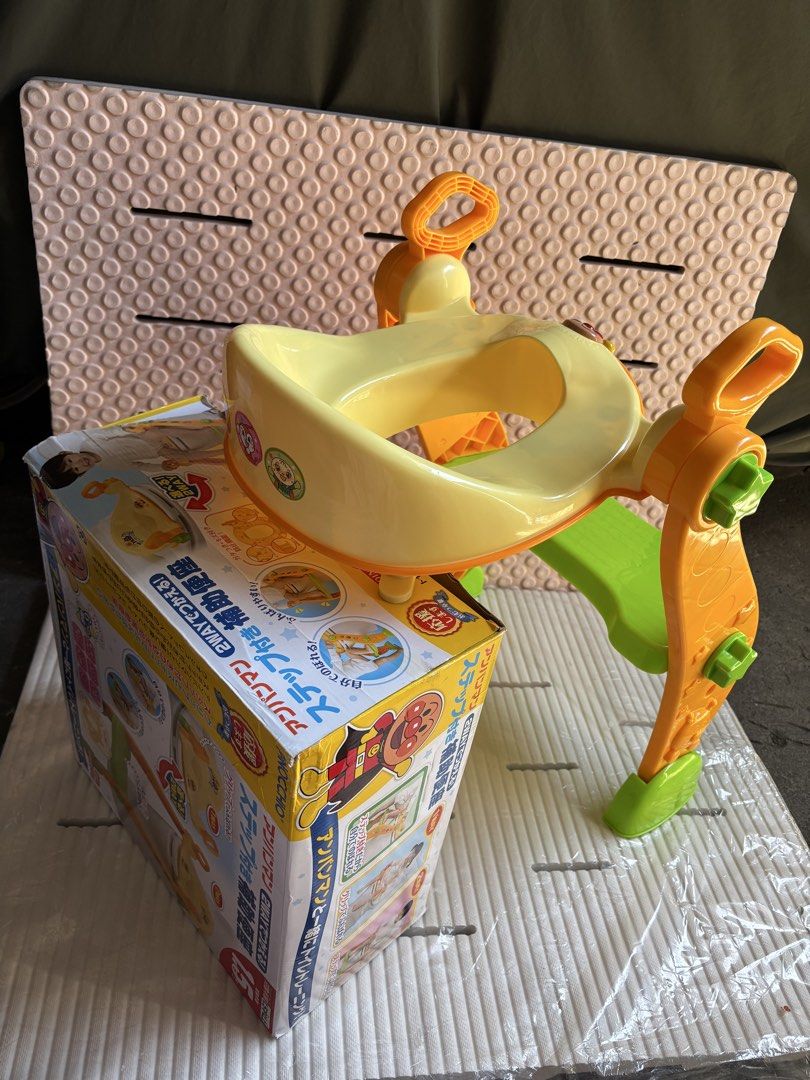 Anpanman Potty Trainer (Category: Toilet Training) located in Calamba. Submitted by moochiebabystuff2 (Listing ID 1469159052, Image 2). Description: JAPAN SURPLUS CALAMBA LAGUNA LOCATION PICK UP / LALAMOVE PIN ADD: MOOCHIE BABY STUFF JAPAN SURPLUS FARCONVILLE CALAMBA GOOD CONDITION 700 pesos Thankyou ♥️.