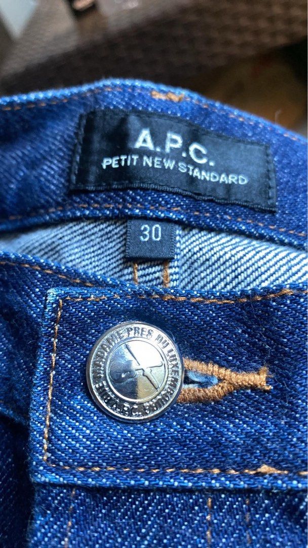A.P.C (Category: Jeans) located in Davao. Submitted by triptasthrift (Listing ID 1468933227, Image 3). Description: 30-32 waistline 40.5 length .