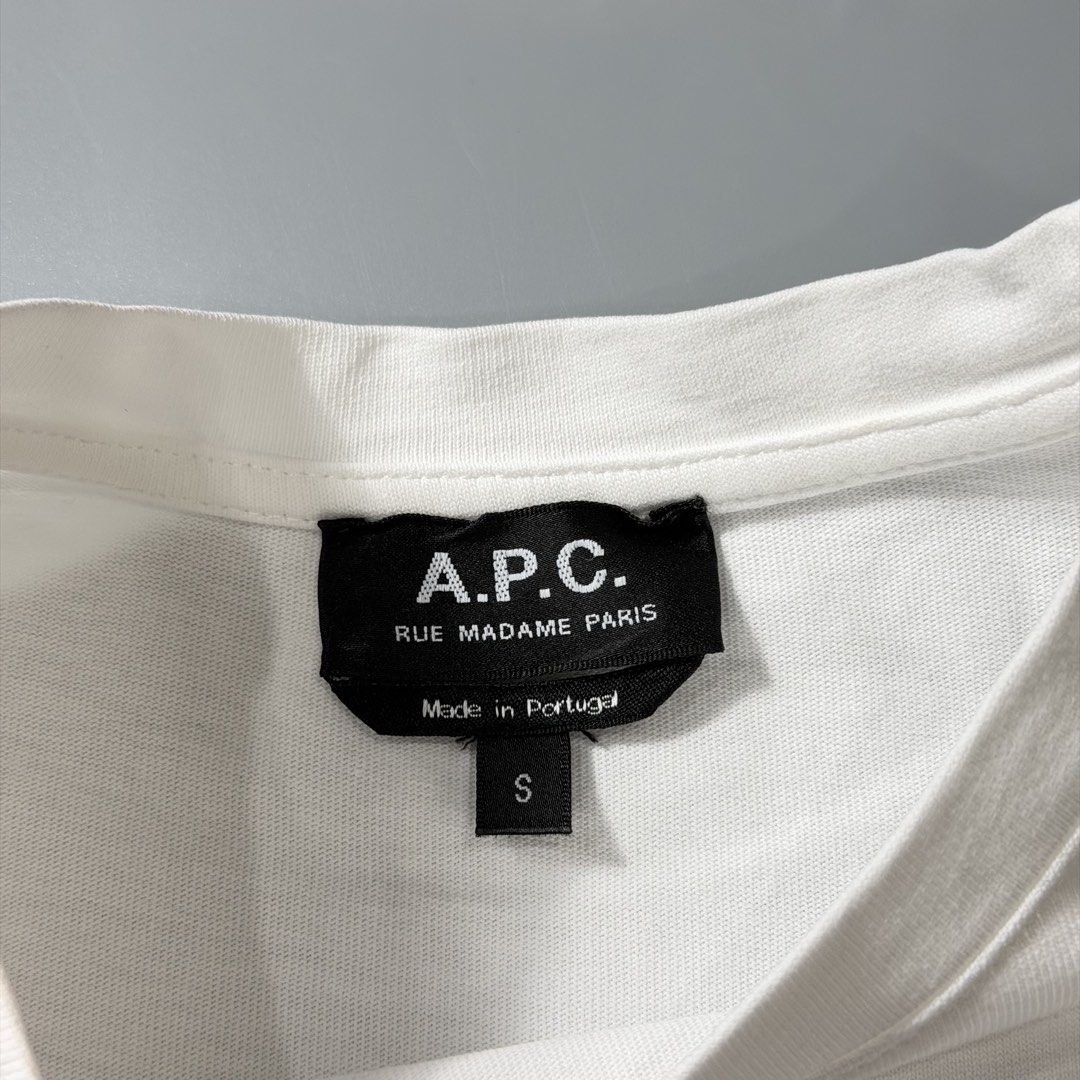 APC DENISE WHITE TEE (Category: Shirts) located in Dagupan City. Submitted by dgp.plvg (Listing ID 1468954351, Image 3). Description: APC DENISE WHITE TEE Size: Small Width: 17” Length: 23” Condition: good as new Issues: none. Mine: ₱3,000.