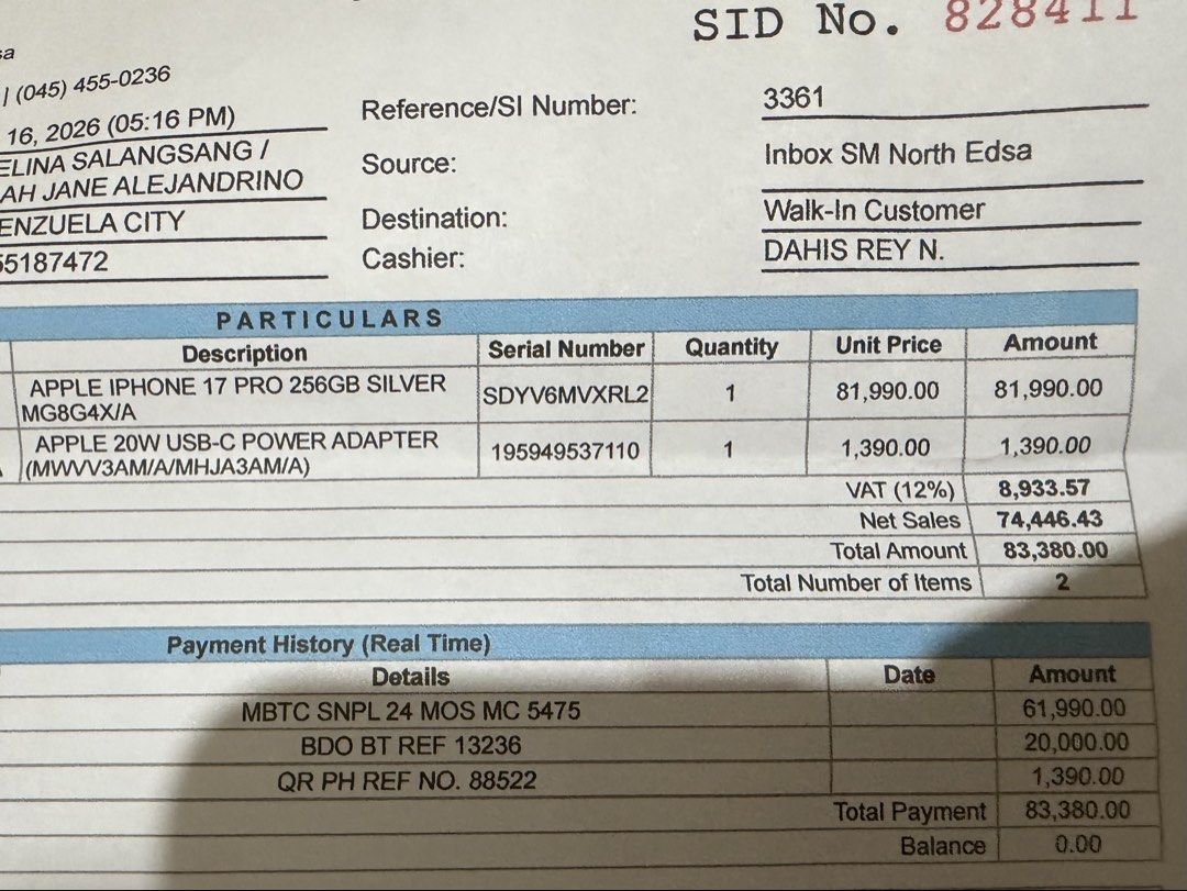 Apple Adapter 20W (Original) (Category: Chargers & Cables) located in Quezon City. Submitted by esjey08 (Listing ID 1469124229, Image 2). Description: Apple 20W USB-C power adapter - Proof of Purchase: Inbox SM North Edsa - Condition: Brand new / Standard retail purchase (but already opened the box) - RFS: Direct from official retail store, 100% original and authentic.