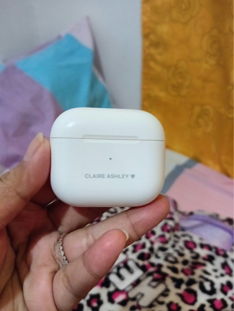 Apple AirPods 3rd Generation (Category: Earphones) located in San Pedro. Submitted by ashleyisthyname (Listing ID 1468999030, Image 1). Description: For sale Airpods 3rd Gen im selling my airpods, may naka engrave sya na name ko Claire Ashley sa front pero if not issue po sayo yung name mas okay 🤍☺️ kaya naman takpan ng case if ever. 10,990 bili ko sakanya. Benta ko po ng 8,000 for sure buyer. 100% working may box pa na kasama. RFS: Ibebenta ko 