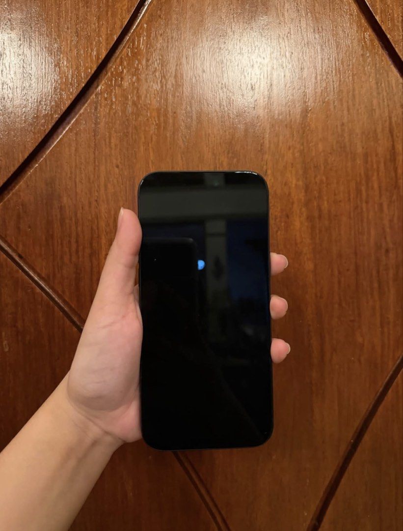 Apple iPhone 17 Promax 256gb (Category: iPhone 17 Series) located in Antipolo. Submitted by bennyboy0011 (Listing ID 1469150506, Image 3). Description: NEW UNIT ALERT‼️ Iphone 17 Promax 256gb 65,000 - negotiable!!! 100% batt health Still under warranty until Jan 2027 9 months old!!! No issue & no history of repair With case, extra tempered glass, & original cord 📍 ANTIPOLO.